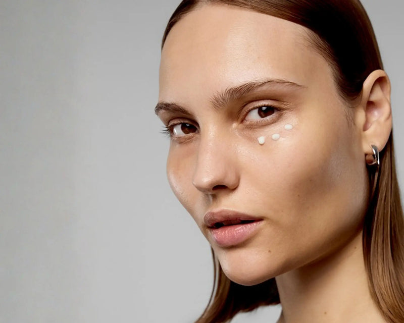 How to Apply Eye Serum: The Ring-Finger Technique