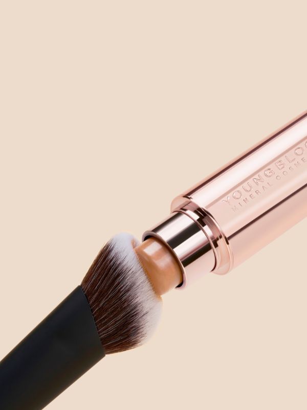 Youngblood YB14 Multi-Tasker Crème Blush Brush